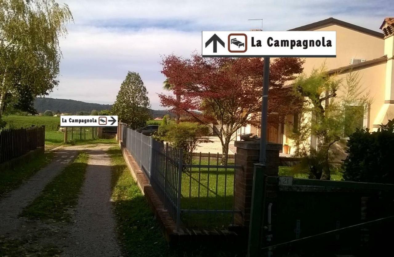 La Campagnola - Casa Vacanze トッリ・ディ・クアルテゾーロ エクステリア 写真
